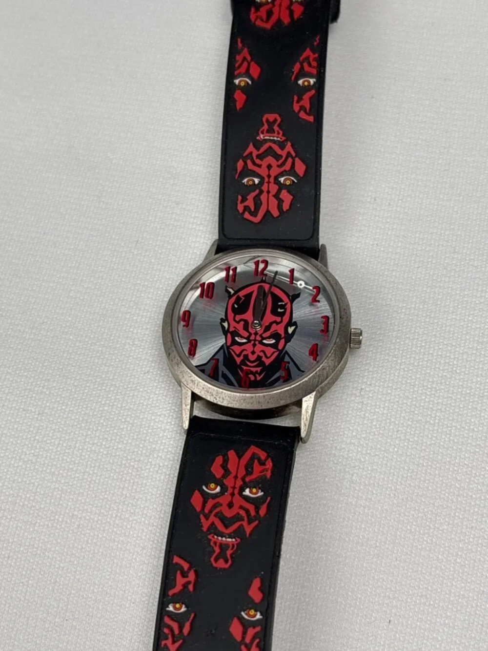 Star Wars Darth Maul Watch Black/Red Band Graphic Dial Battery Operated